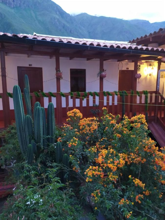 Eureka Lodge أويانتيتامْبو المظهر الخارجي الصورة